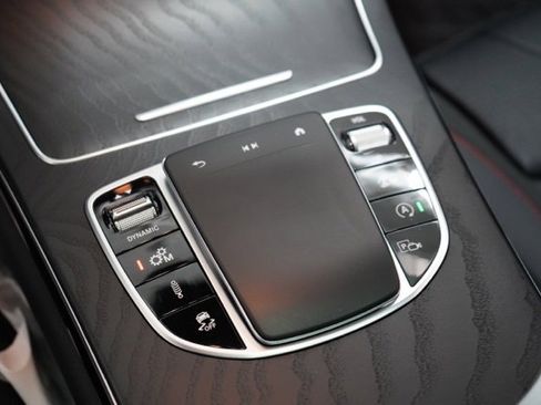 Used 2022 Mercedes-Benz GLC 43 AMG 4MATIC image 32