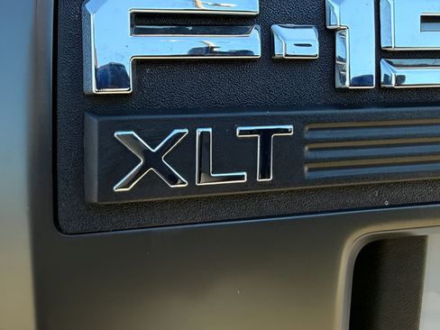 Used 2022 Ford F150 XLT w/ Equipment Group 302A High AWD/4WD image 16