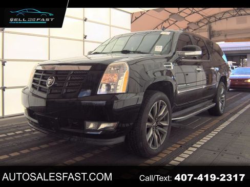 Used 2012 Cadillac Escalade ESV Luxury image 1