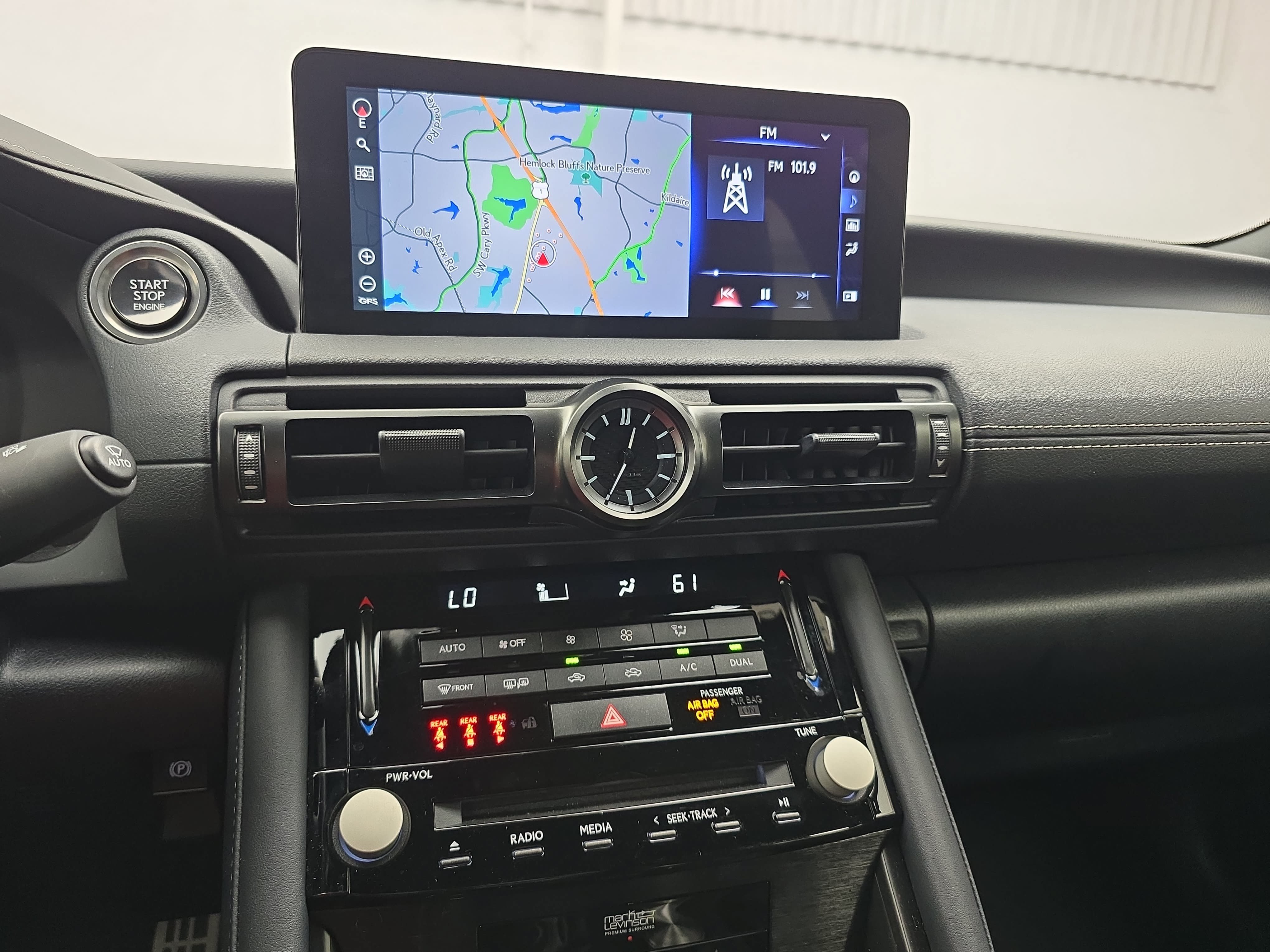 Used 2025 Lexus IS 350 F Sport RWD image 21