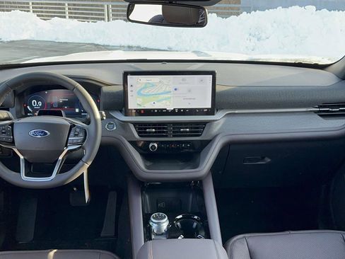 New 2026 Ford Explorer Platinum w/ LUX Leather Package image 11