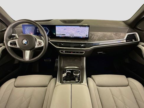Used 2026 BMW X5 sDrive40i w/ M Sport Package RWD image 9