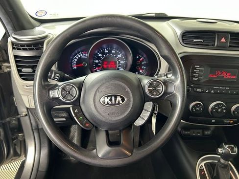 Used 2014 Kia Soul FWD image 15