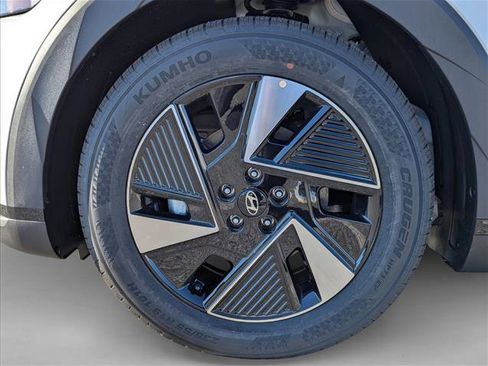 New 2026 Hyundai Ioniq 5 SEL image 9