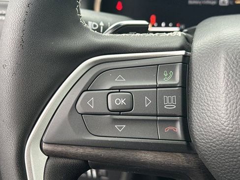 New 2025 Jeep Grand Cherokee L Limited image 27