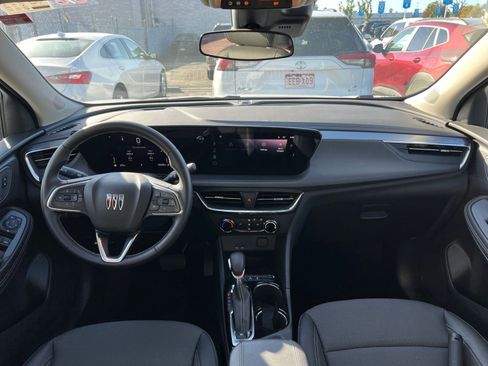Used 2025 Buick Encore GX Preferred image 31