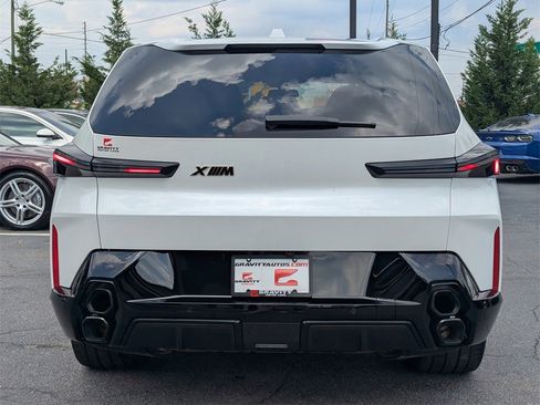 Used 2023 BMW XM w/ M Driver's Package image 28