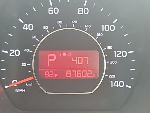 Used 2015 Kia Soul + FWD image 21