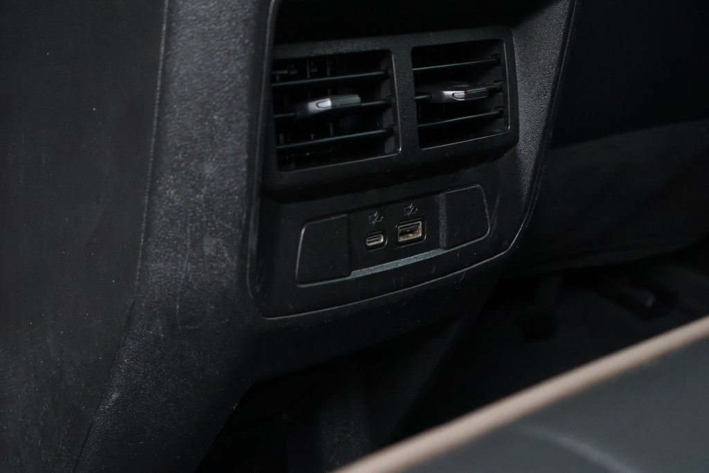 Certified 2025 GMC Canyon Denali AWD/4WD image 49