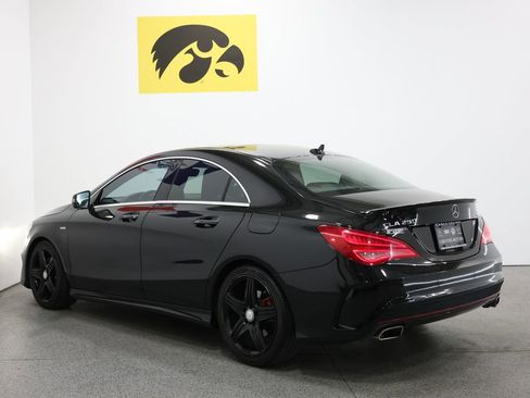 Used 2015 Mercedes-Benz CLA 250 4MATIC image 9