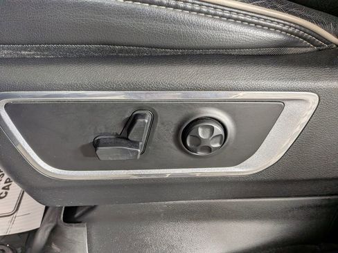 Used 2019 RAM 1500 Laramie w/ Sport Appearance Package image 17