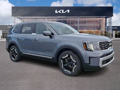 New 2025 Kia Telluride S