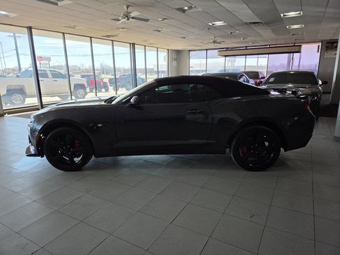 Used 2016 Chevrolet Camaro SS image 7