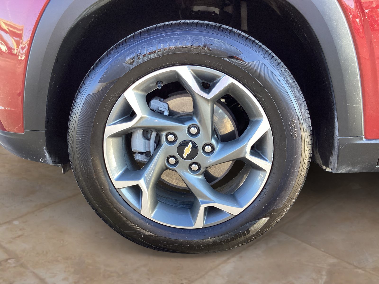Used 2025 Chevrolet Trax LT FWD image 30