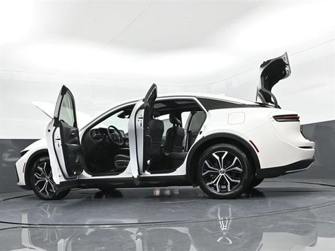 Certified 2023 Toyota Crown AWD/4WD image 47