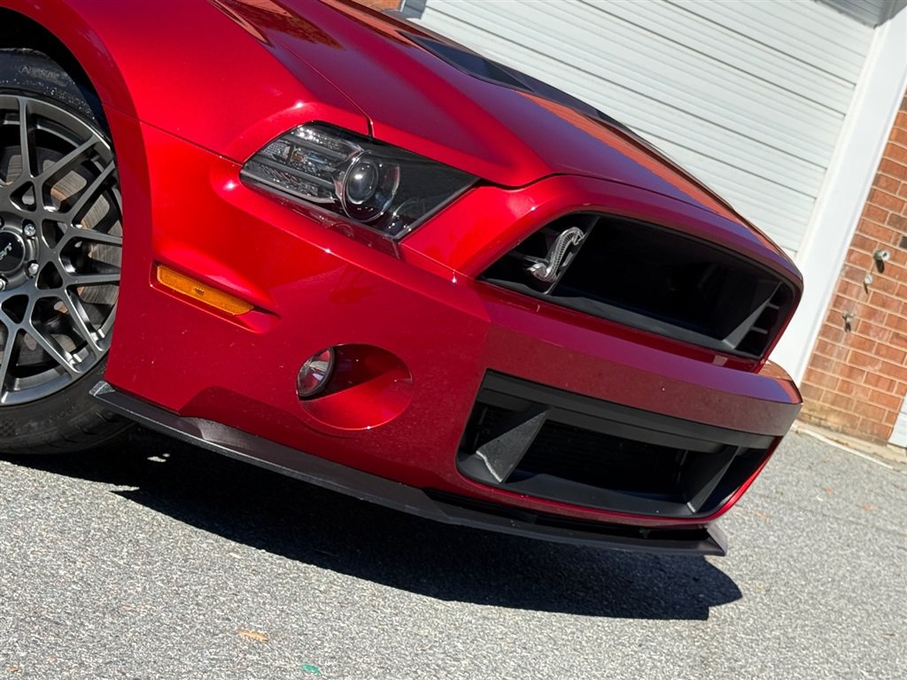 Used 2014 Ford Mustang Shelby GT500 w/ Equipment Group 821A RWD image 28