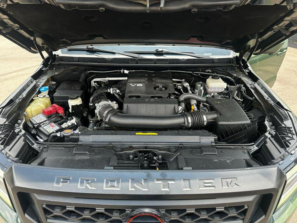 Used 2022 Nissan Frontier PRO-4X w/ Pro-4X Premium Package AWD/4WD image 10