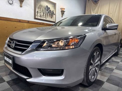 Used 2014 Honda Accord Sport image 4