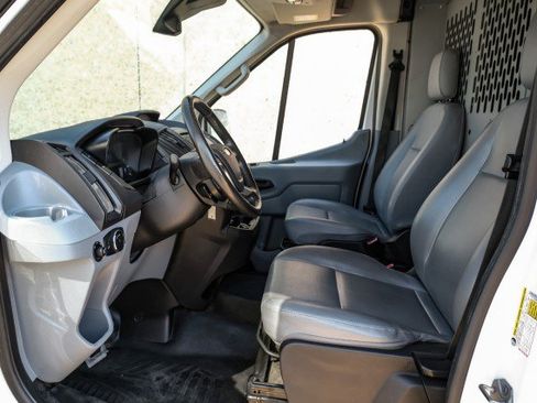 Used 2017 Ford Transit 250 130 Medium Roof RWD image 3