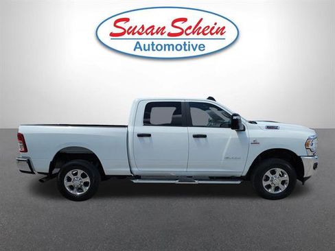 Used 2024 RAM 2500 Big Horn w/ Off Road Package AWD/4WD image 22