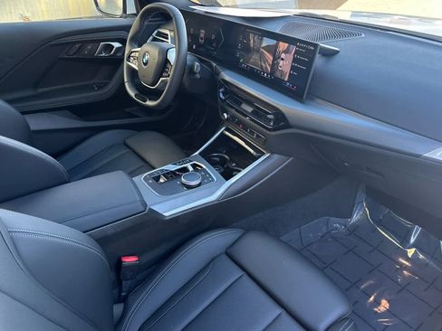 Used 2025 BMW 230i Coupe w/ Convenience Package image 16