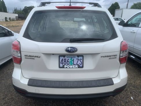Used 2015 Subaru Forester 2.5i w/ Alloy Wheel Package AWD/4WD image 3