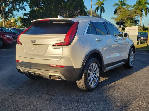 Used 2019 Cadillac XT4 Premium Luxury image 4