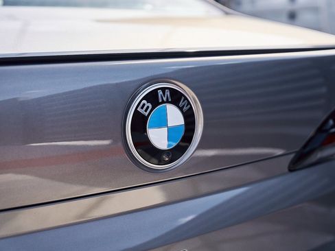 Used 2024 BMW 760i xDrive 760i xDrive image 9