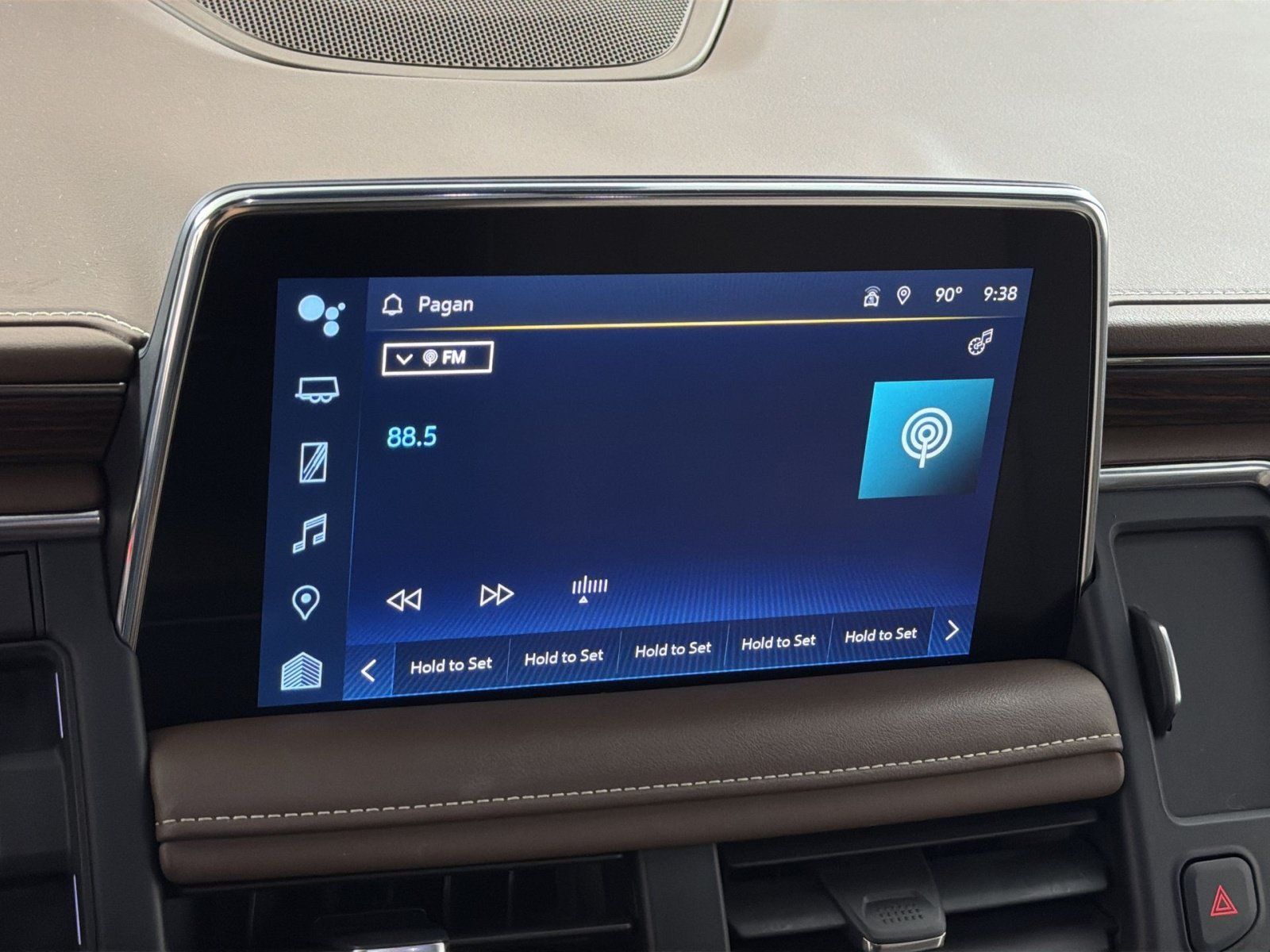 Used 2023 Chevrolet Tahoe High Country AWD/4WD image 18