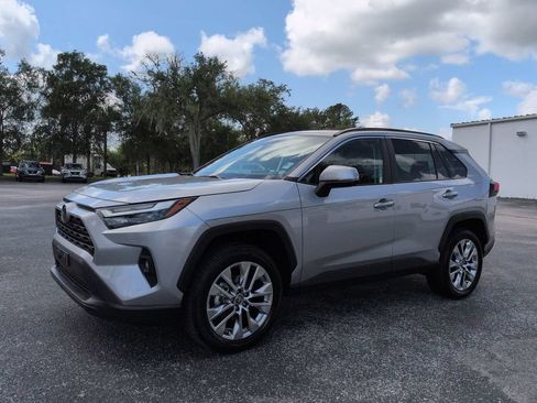 Used 2025 Toyota RAV4 XLE Premium w/ Weather Package AWD/4WD image 8