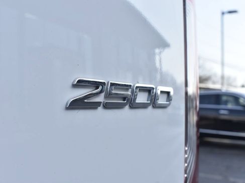 Used 2024 Mercedes-Benz Sprinter 2500 image 15
