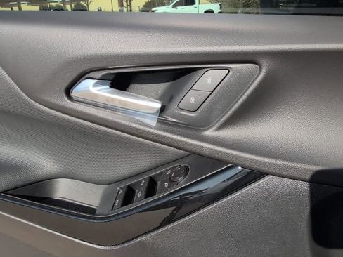 New 2026 Chevrolet Equinox LT w/ Safety and Technology Package FWD image 14
