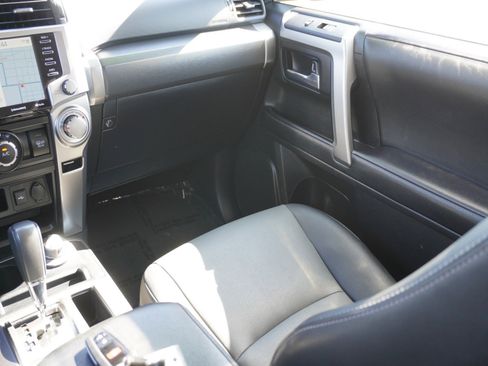 Used 2024 Toyota 4Runner SR5 Premium image 17