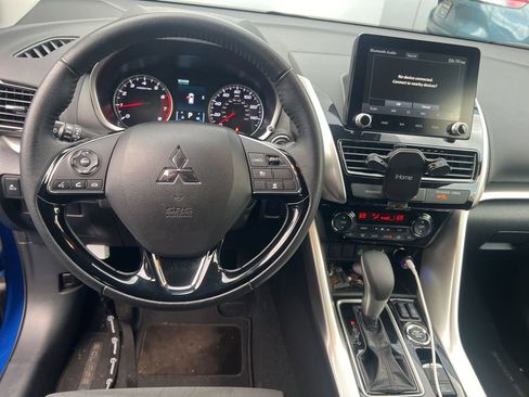 Used 2024 Mitsubishi Eclipse Cross AWD image 4
