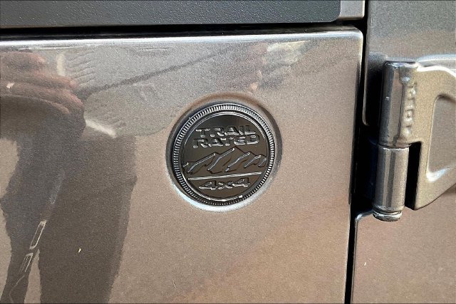 Used 2021 Jeep Wrangler Sport AWD/4WD image 22