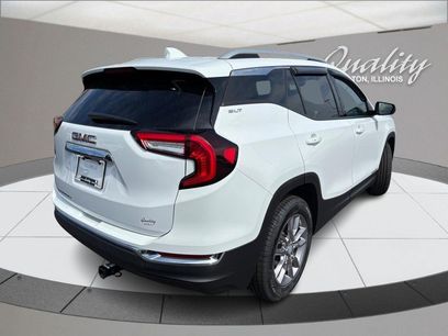 Used 2024 GMC Terrain SLT