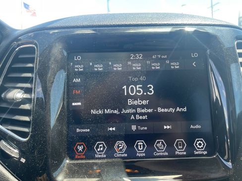 Used 2019 Jeep Compass Limited AWD/4WD image 19
