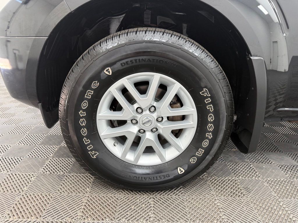 Used 2019 Nissan Frontier SV AWD/4WD image 12