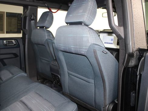 Used 2023 Ford Bronco Heritage Edition AWD/4WD image 28