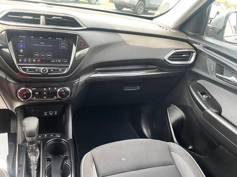 Used 2023 Chevrolet TrailBlazer LT w/ Convenience Package AWD/4WD image 5