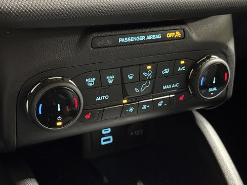 Used 2022 Ford Bronco Sport Outer Banks w/ Tech Package AWD/4WD image 16