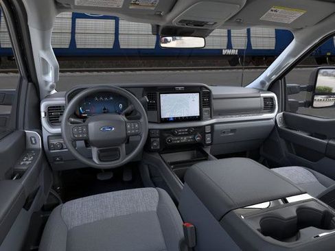 New 2026 Ford F250 XLT w/ XLT Premium Package AWD/4WD image 38