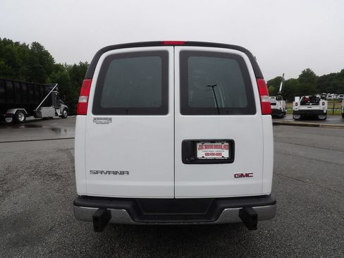 Used 2025 GMC Savana 2500 w/ Driver Convenience Package RWD image 6