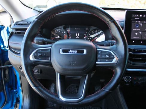 Used 2022 Jeep Compass Trailhawk w/ Trailhawk Convenience Group image 19