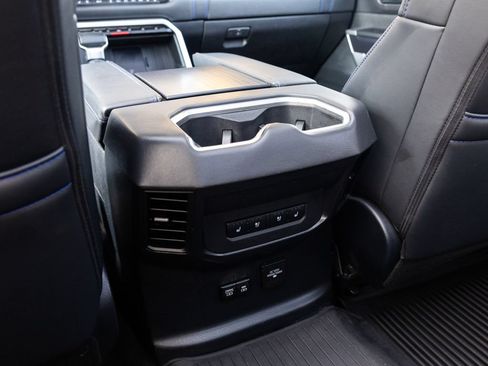 Used 2025 Toyota Tundra Platinum AWD/4WD image 30
