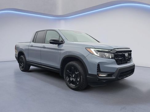 New 2026 Honda Ridgeline Black Edition image 8