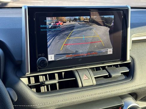 Certified 2025 Toyota RAV4 LE image 23