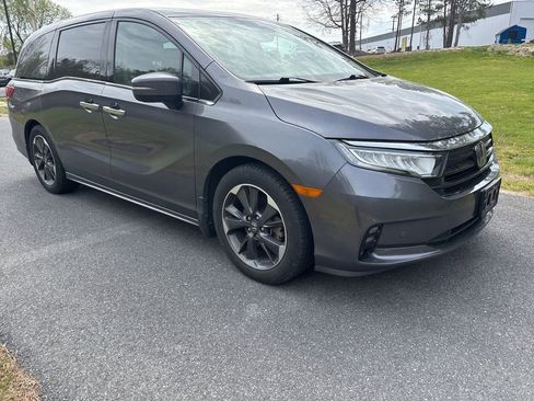 Used 2022 Honda Odyssey Elite image 3