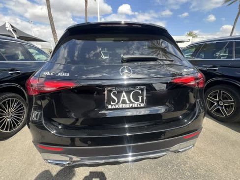 New 2026 Mercedes-Benz GLC 300 4MATIC image 4