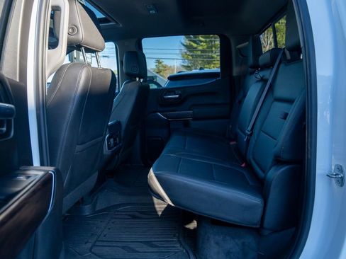 Used 2021 GMC Sierra 1500 SLT image 18